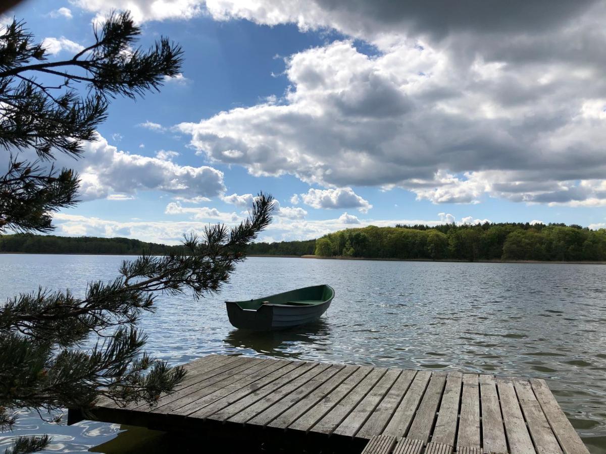 Ferienhaus Reetdach 1300Qm Privatgrundstueck Bootssteg Sauna Templin Luebbesee Uckermark Erholung Pur Seenplatte Petersdorf  Εξωτερικό φωτογραφία